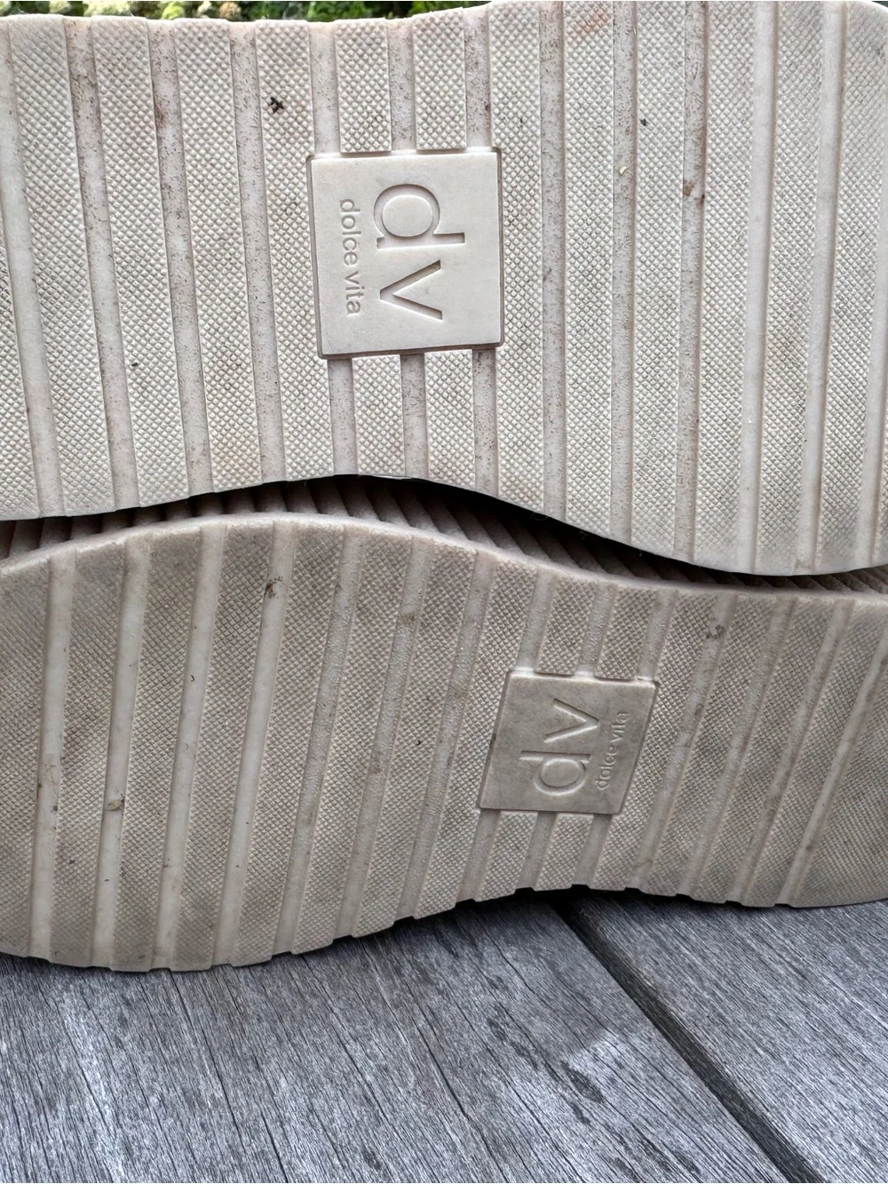 Dolce Vita White Platform Sneakers with Tan Trim size 7.5